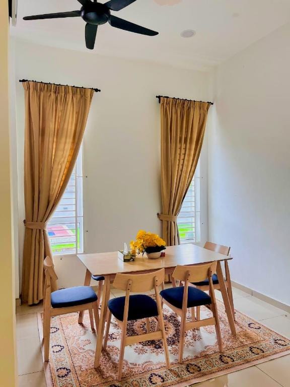 HOMESTAY EL-MEDINA (PRIVATE POOL) Vacation rental in Terengganu, Malaysia