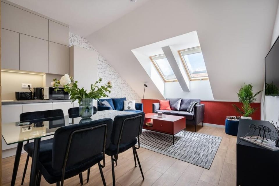 The Rose Garden Apartments_601B - Parking, 2BR Apartment in Budapest