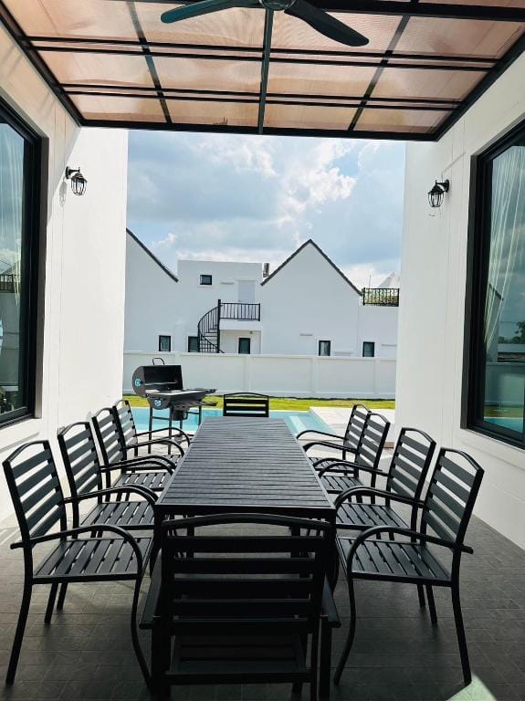 Montere Hus Pool Villa Khao Yai Villa in Laos