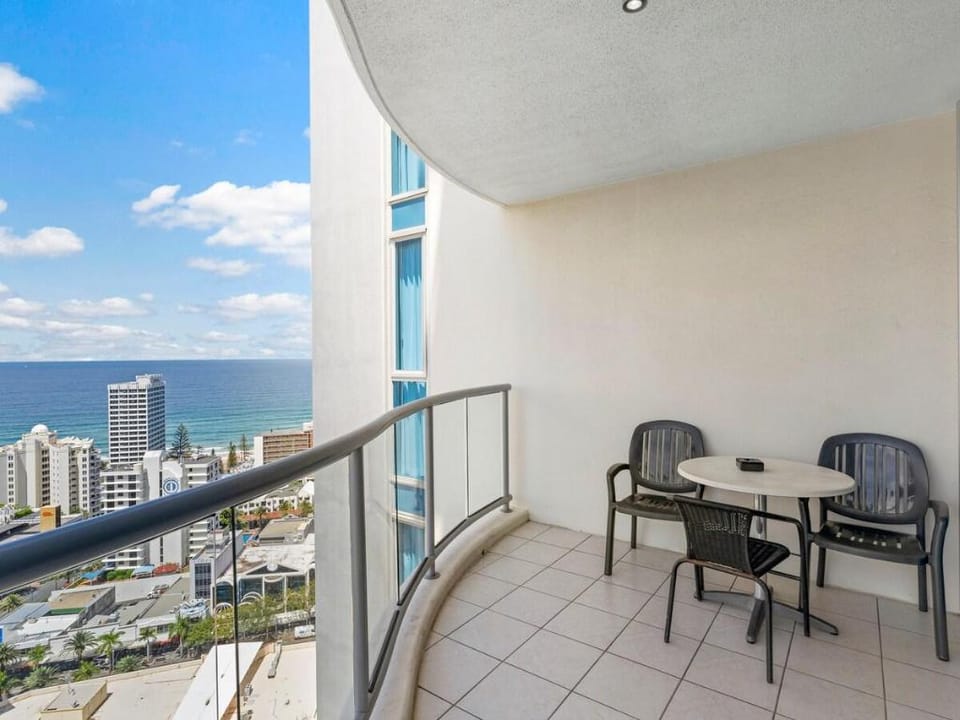 Level 23 Ocean North Facing 2 Bedroom Apt -CHEVRON Vacation rental in Surfers Paradise