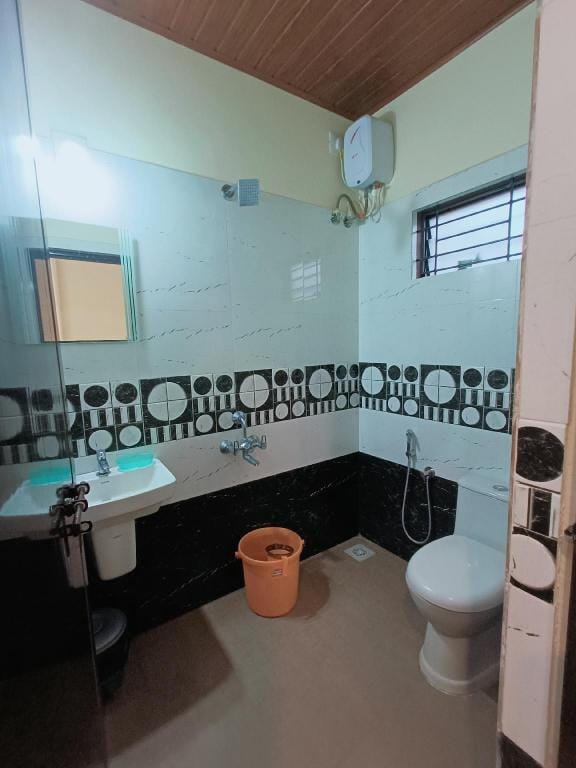 Maanyatha Standard AC Room Apartment in Karnataka