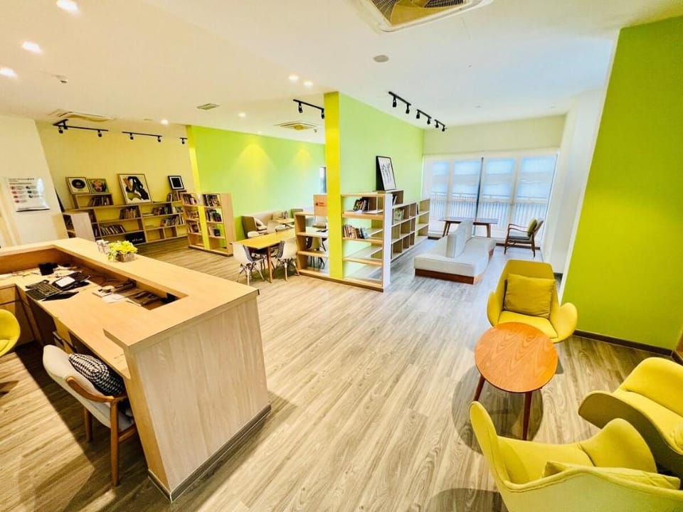Lovell Stunning Seaview Lv35 Danga Bay 3BR @ 10pax Vacation rental in Johor Bahru