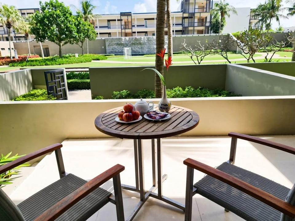Tony houses - 1BR Apt in Hyaatt Da Nang Apartment in Hoa Hai