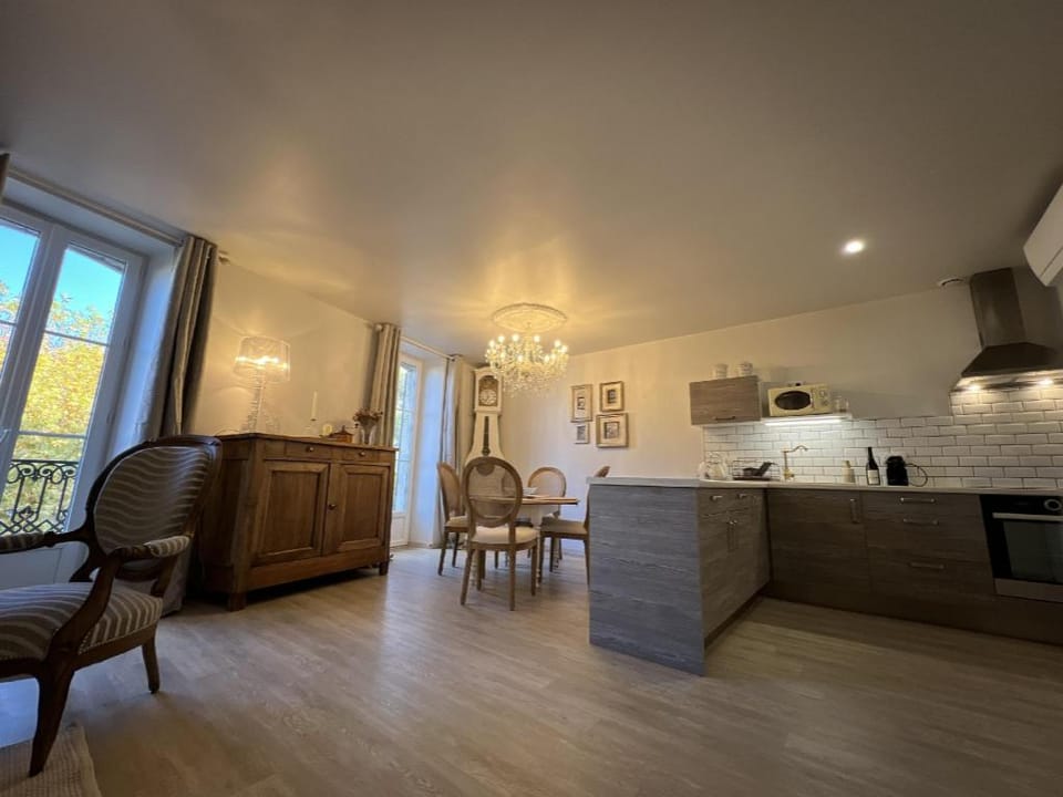 Babolène Shabby Suite Apartment in Villefranche-de-Rouergue