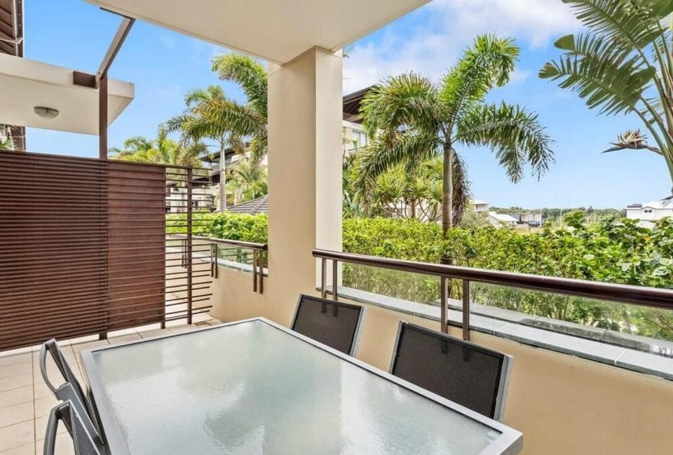 King Studio Apartment in Bali Style Santai Resort Vacation rental in Tweed Heads