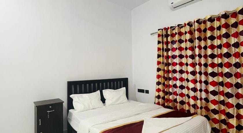MATHER RAJAGIRI FURNISHED APARTMENTS  Apartment in Kochi