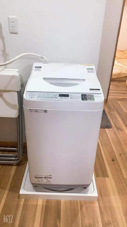 Detached, 9 Beds, 6 Bedrooms Apartment in Osaka