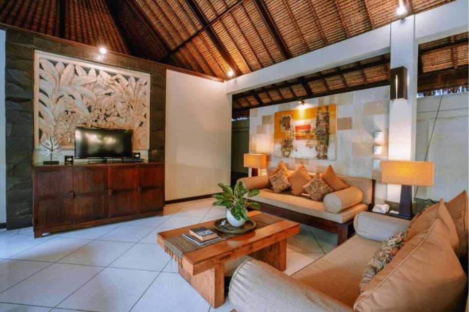 Peaceful 2 BR SPR Private Pool #ZN22 Villa in Kuta
