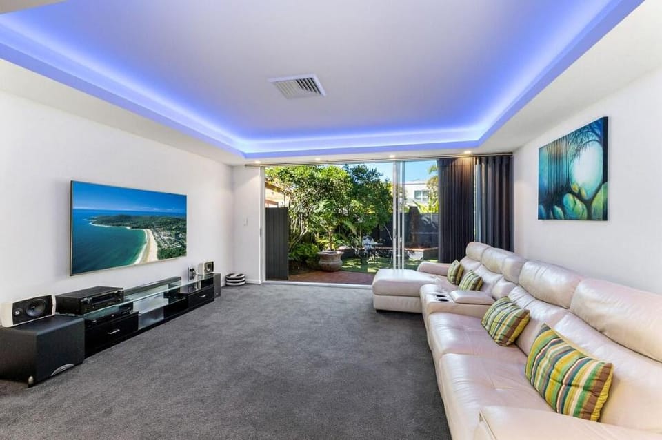 Waterfront Home - Jetty, inground pool Vacation rental in Noosa Heads