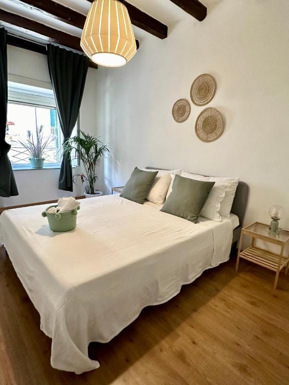 Historical 1400 Ft2 Apartment At Temple Of Apollo Apartment in Syracuse