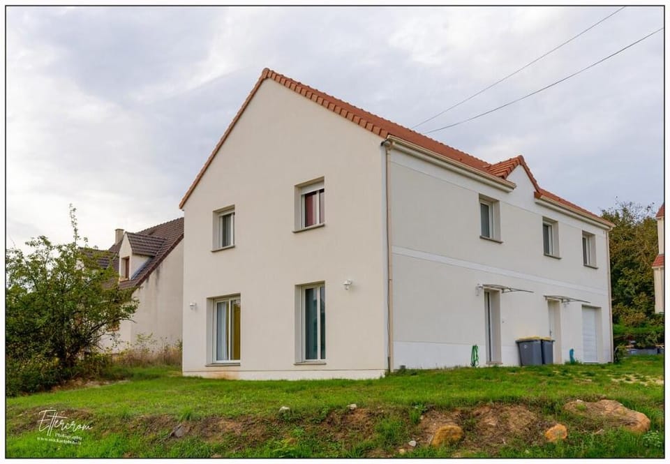 Maison Moderne et confortable pour 7 personnes Vacation rental in Île-de-France
