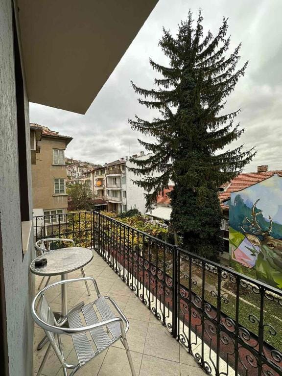 Petra Guest House - "Comfy" room Vacation rental in Gabrovo, Bulgaria