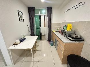 KK SUTERA AVENUE WT POOL OPP IMAGO 2BR 6pax 【79B】 Apartment in Kota Kinabalu