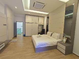 mount austin 4bedroom 4bath 10pax not allow party Vacation rental in Johor Bahru