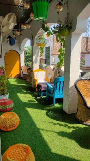 MANAVI HOME STAY Vacation rental in Uttar Pradesh