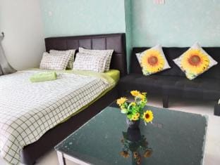Nice Holiday Home@KSL D'Esplanade, JB 4-6 pax 1115 Vacation rental in Johor Bahru