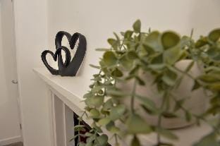 Queens Terrace by Select SA Apt 50-3 Apartment in Reading