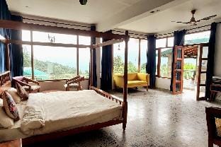 The Sarang Bhimtal Villa in Uttarakhand