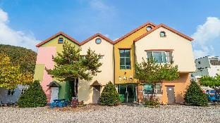 GaPyeong Lucerne kids Spa Pension Bed and Breakfast in Gyeonggi-do