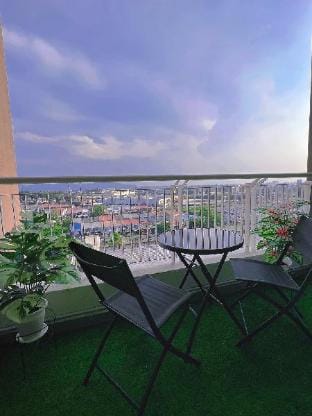 Ipoh Modern Cozy w Balcony [8pax] 3 FREE Parking Apartment in Ipoh