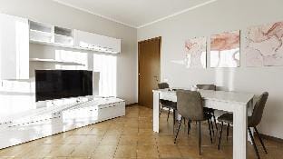 Piazza Alboreto, 72 - Rozzano Apartment in Lombardy