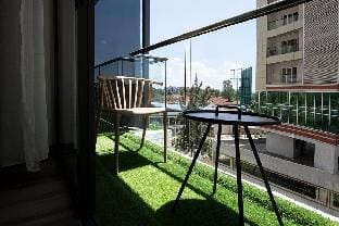 The Zen City Space/Pool near Yaya Apartment in Nairobi