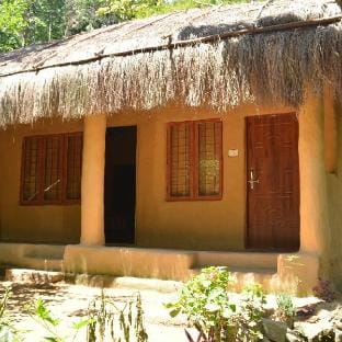 Home stay (A king-size family bedroom A) Villa in Kerala