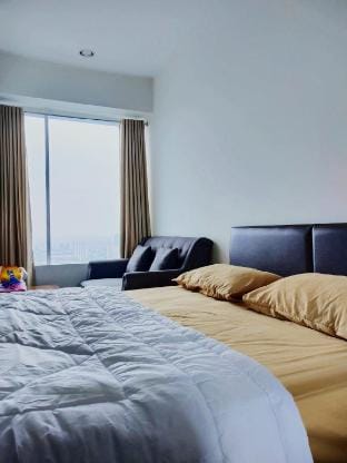 Grand Kamala Lagoon By Fansroom Apartment in West Java