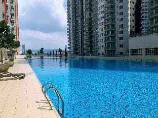 Corner KL Pool View RC Residence Apartment in Federal Territory of Kuala Lumpur