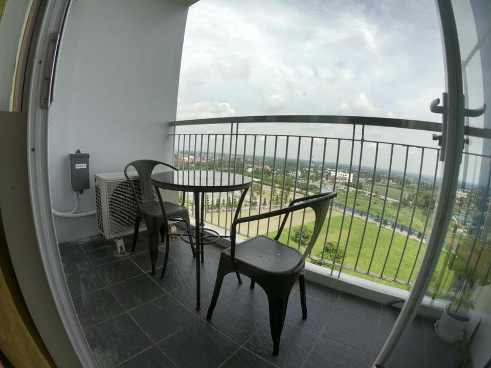 Breezy Nest Staycation at Wind Residences Tagaytay Apartment in Tagaytay