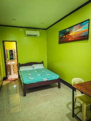 Coco Ville Guest House  (room1 for 2pax) Villa in Central Visayas