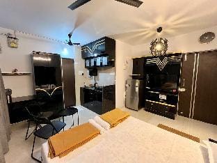 La Carlos Serviced Apartment Apartment in Mumbai