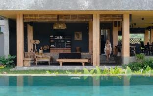 Gudea Living Villa In Areguling By The Bali Agent Villa in Pujut
