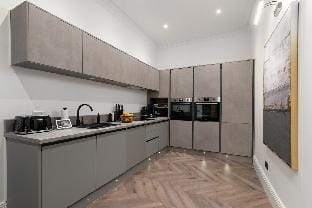 Luxury City Retreat w/ Hot Tub & Patio Vacation rental in Edinburgh