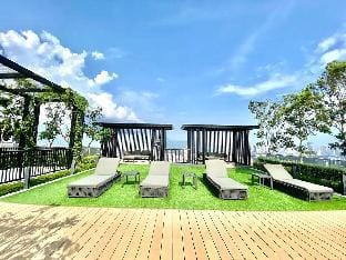 Beacon Executive Suite Relax17 by Fantabulous Home Apartment in George Town