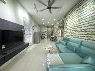 Country Garden Danga BayJB@J Agape Homestay~14088A Apartment in Johor Bahru
