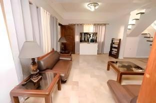 Spacious House B 3BR3TB along Commonwealth Ave Vacation rental in Quezon City