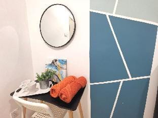 Menjalara/ Kepong/ Desapark - Room Only (2p1n) Apartment in Petaling Jaya