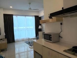 Two Bedrooms@Sutera Avenue-Summer Breeze 1031(B) Vacation rental in Kota Kinabalu