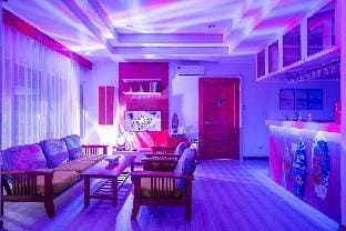 About a beach Pool Villa บ้านพักติดทะเล Vacation rental in Chon Buri Changwat