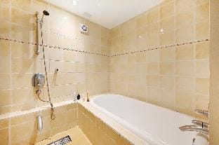 Enchanting 4Bed Detached House near Little Venice Vacation rental in City of Westminster