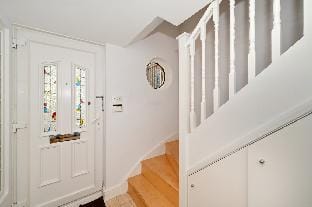 Enchanting 4Bed Detached House near Little Venice Vacation rental in City of Westminster