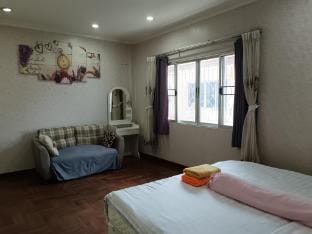 Jomtien 5BR villa,1.5KM  to jomtien beach Villa in Pattaya City