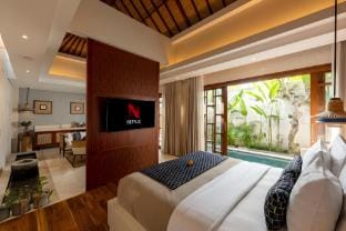 Royal 1BR Private Pool Villa with Rice Field View Villa in Ubud