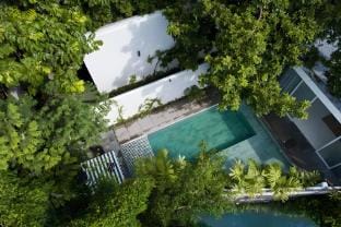 Tropical 1BR Royal Private Pool Villa near Beach Villa in North Kuta