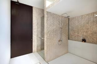 Tropical 1BR Royal Private Pool Villa near Beach Villa in North Kuta