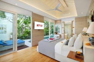 Romantic 1BR Private Pool & Bathtub Villa Seminyak Villa in Kuta