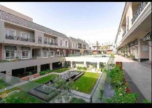 Almajdeah Penthouse  luxury apt with (pool &gym) Vacation rental in Riyadh