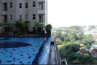 25FCityview 2BR 6peop Aptm ParahyanganRes Pool Gym Apartment in Parongpong