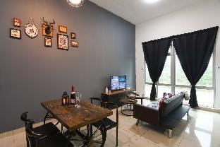 Mount Austin Manhattan /Mahjong/Tv Box Apartment in Johor Bahru